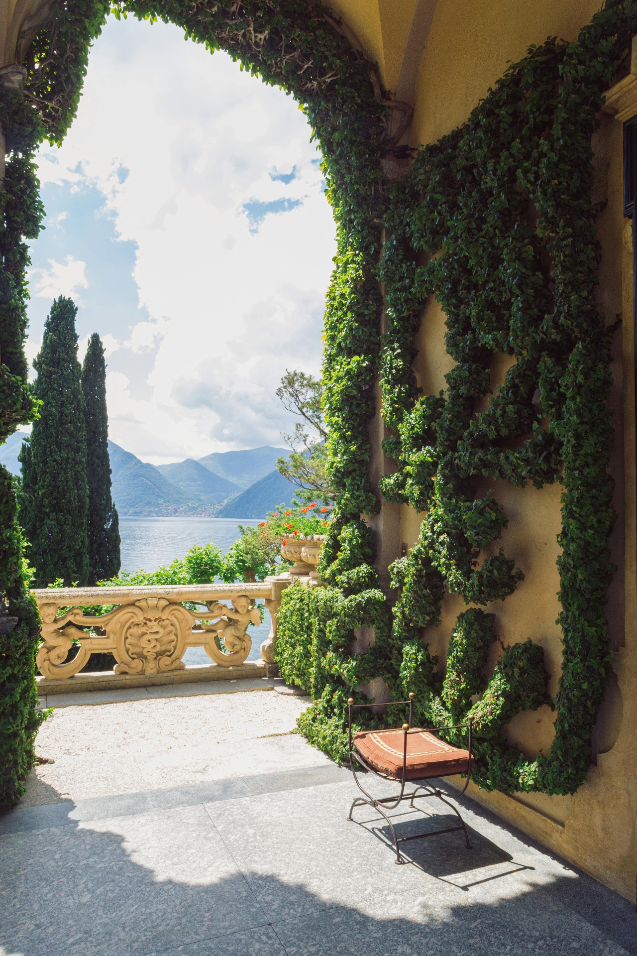 Naboo Lake Retreat